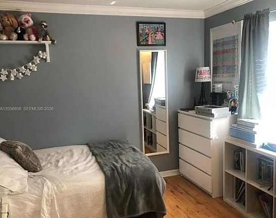 4th image of 1218 Canary Island Dr