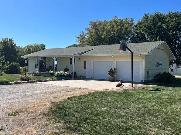 2157 Kiowa Rd, Galva, KS 67443