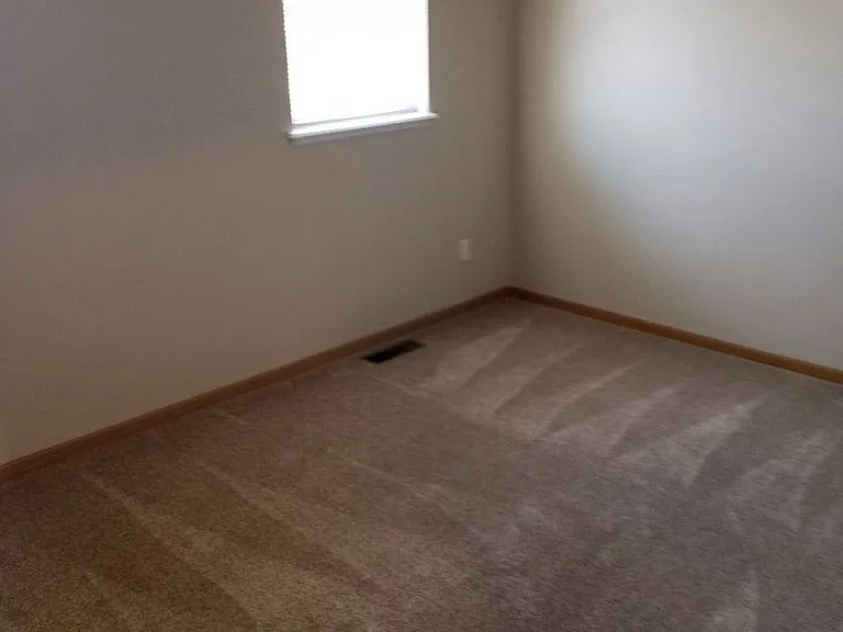 Oak Street Town Homes — Photo 19