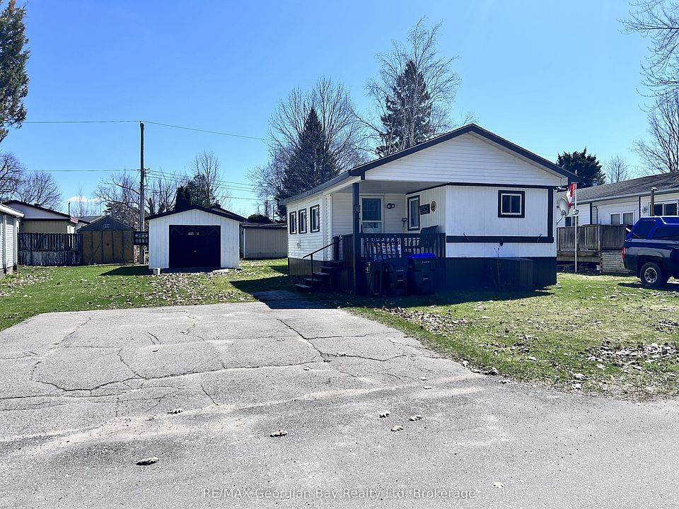 1st image of 3 Northland Rd