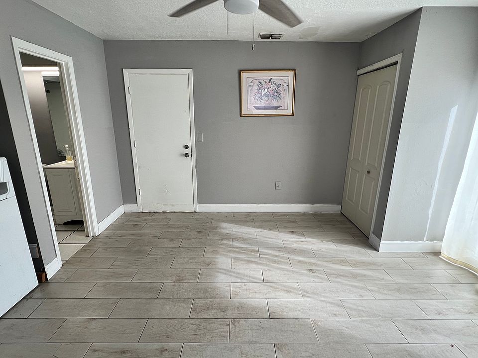 1st image of 712 Lucaya Dr #712