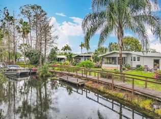 3211 Myakka River Rd, Tavares, FL 32778