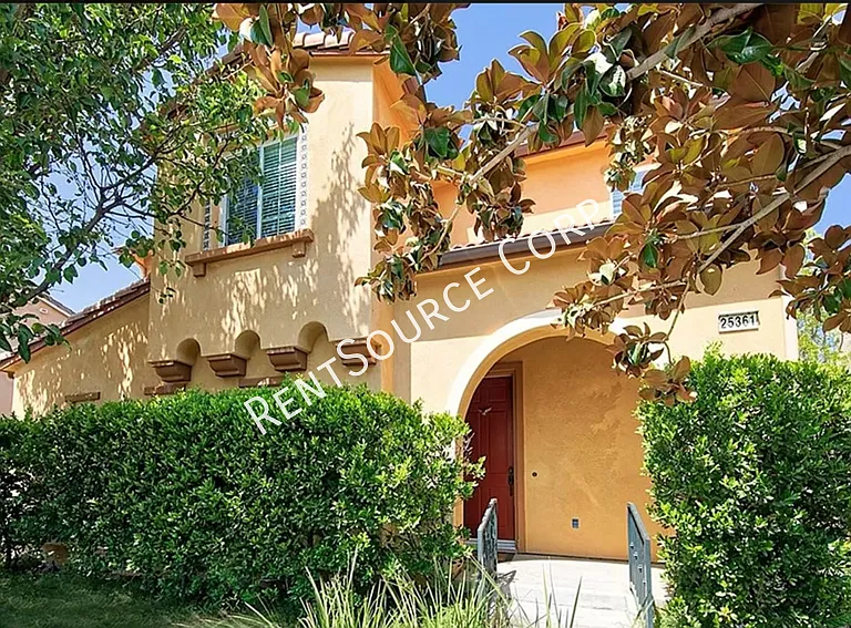 25361 Playa Serena Dr — Photo 1