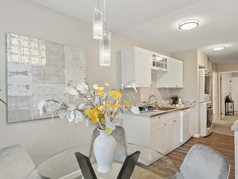 7322 NE 142nd Pl — Photo 2