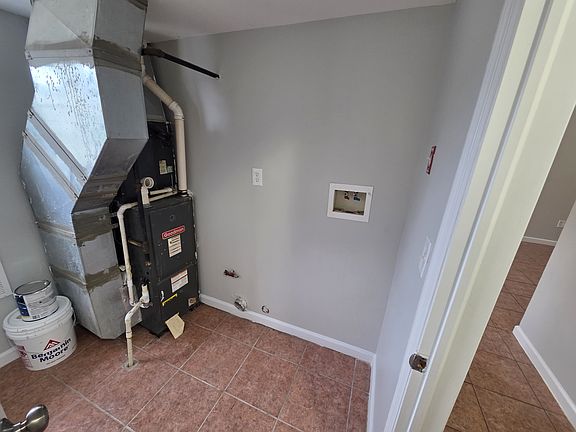 4th image of 73 Peabody Pl #1