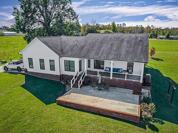 11th image of 3868 Burgess Falls Rd