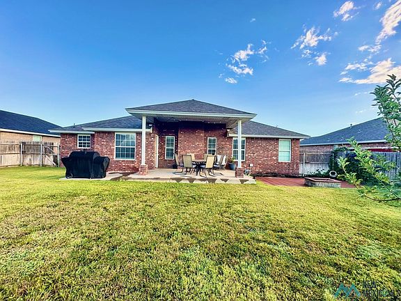 3rd image of 2129 Reese Dr