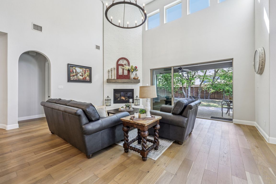 next background image