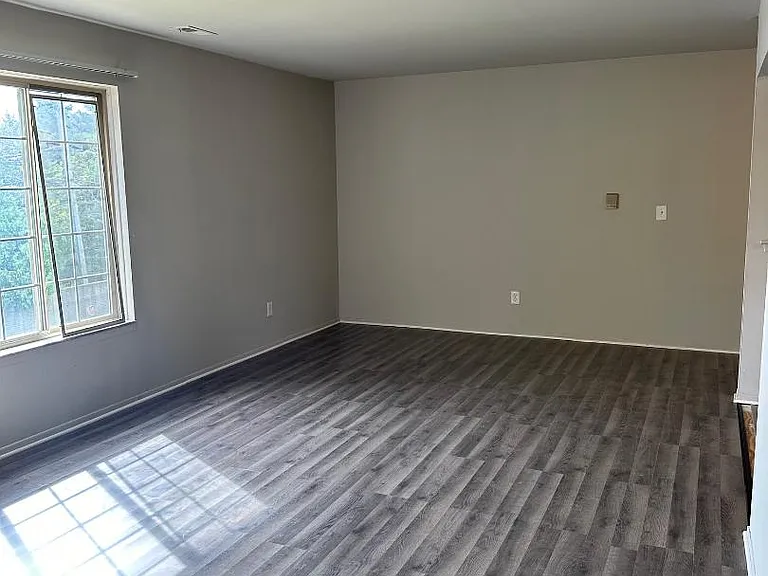 43780 Freeway Dr #101 — Photo 5