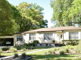 308 Shadow Ln, Temple Terrace, FL 33617