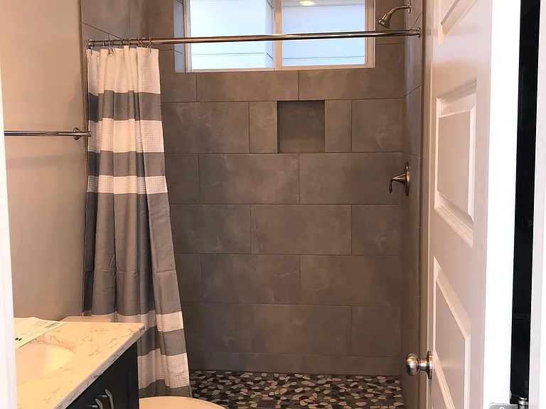 531 NW 12th St — Photo 11