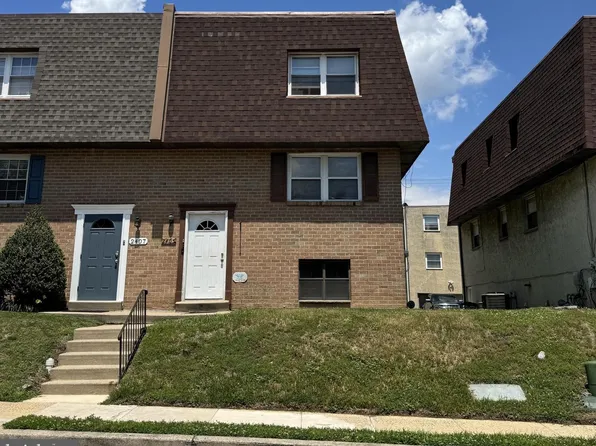 2405 David Dr, Havertown, PA 19083