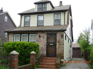 13426 228th St, Springfield Gardens, NY 11413