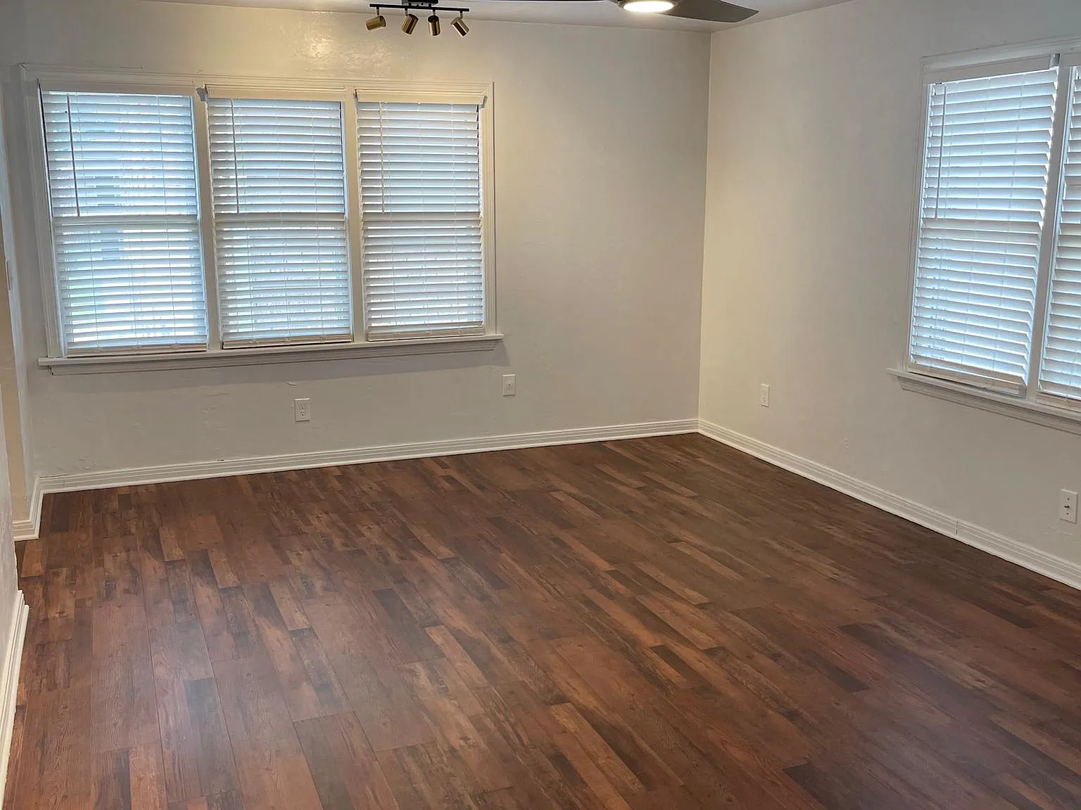 1 bed, 450 sqft, $820 — Photo 1