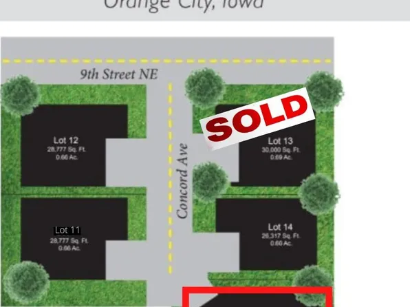 717 Concord Ave NE, Orange City, IA 51041