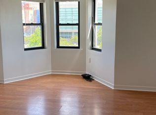 234 N 10th St #3C, Philadelphia, PA 19107