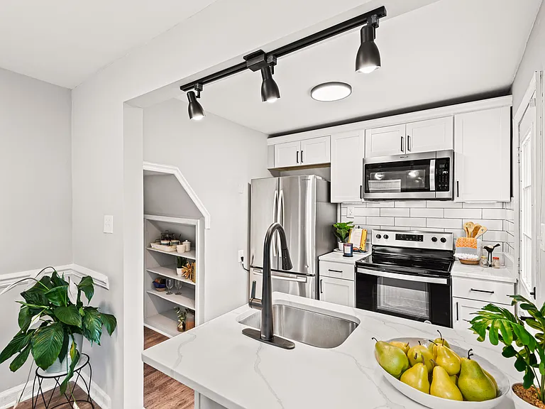 Upgraded kitchen with all new appliances