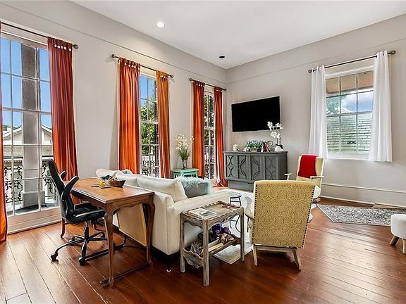 3rd image of 1228 Bourbon St APT B