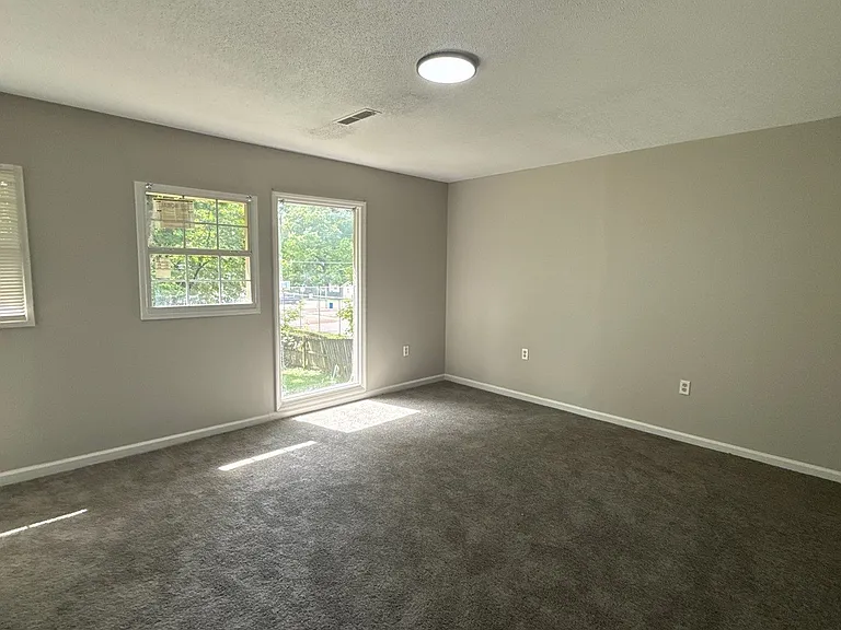 925 Norris St — Photo 6