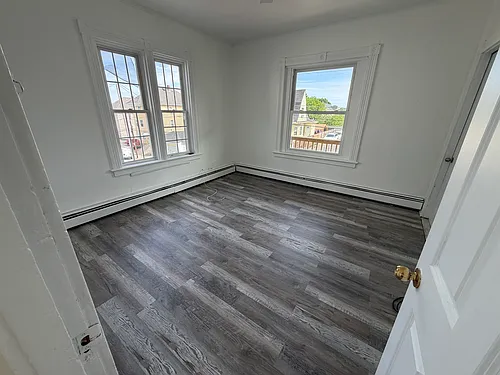 51 Cleveland St #2 Photo 1