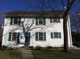 907 1/2 Pleasant Dr, Ypsilanti, MI 48197