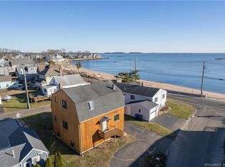 2 Waverly Rd, Branford, CT 06405