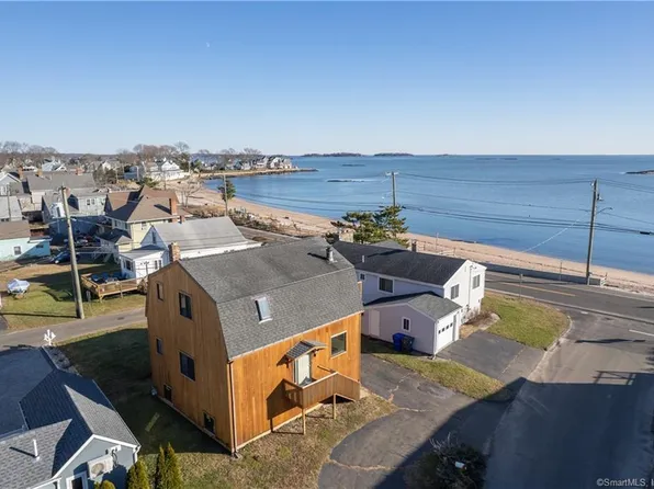 2 Waverly Road, Branford, CT 06405