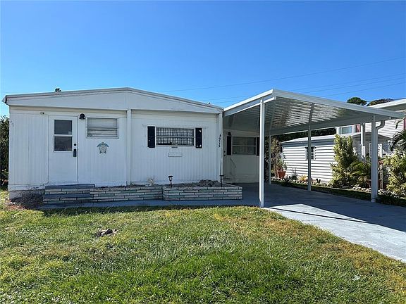 3rd image of 4915 Winged Foot Ave