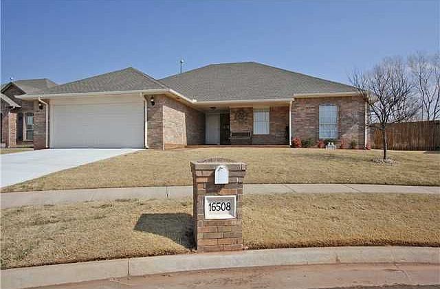 1st image of 16508 Hardwood Pl