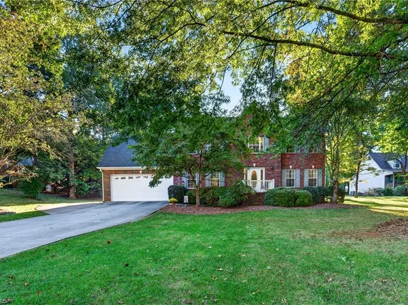4668 Oakview Dr, Trinity, NC 27370