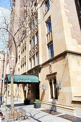 Rented by Compass | media 35