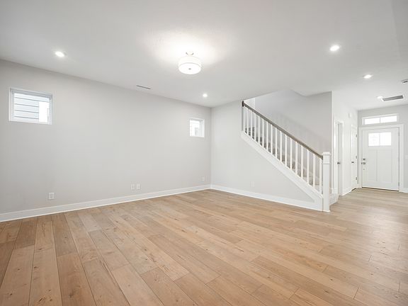 5th image of 12013 Gia Ct