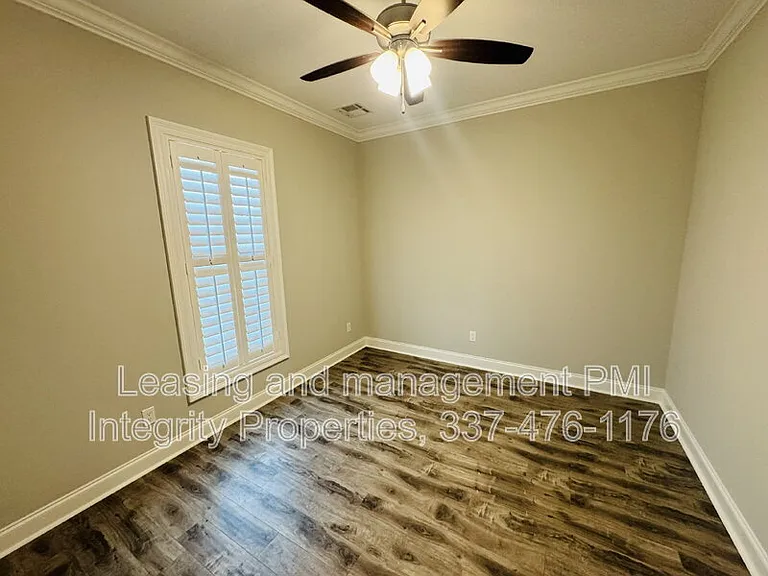 113 Oak Village Dr — Photo 19
