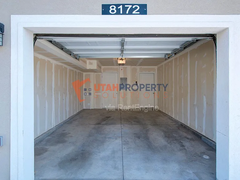 8172 N Broken Spoke Ln — Photo 16