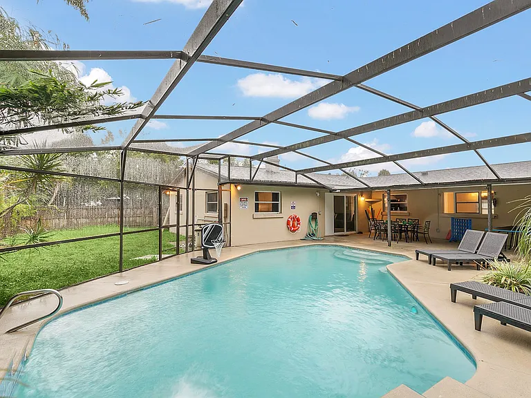 2445 Keiser Ct — Photo 36