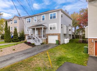 15 Peverill Ct, Halifax, NS B4A 4G4
