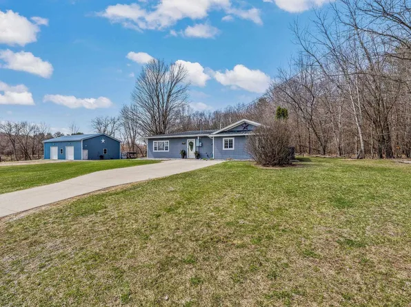 4820 Teft Rd, Saint Charles, MI 48655