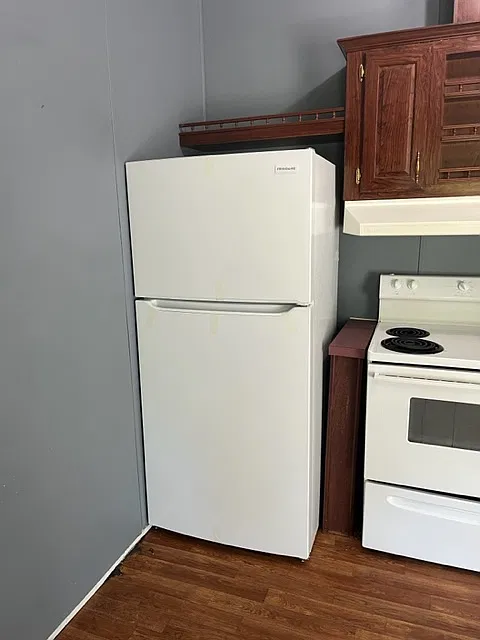 3 bed, 1456 sqft, $850 — Photo 3