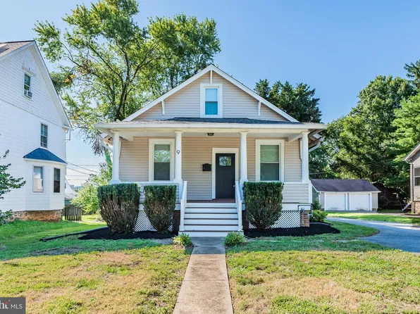 9 Waldron Ave, Pikesville, MD 21208
