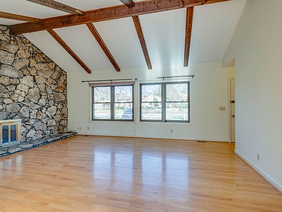 5th image of 841 Todd Preis Dr #104