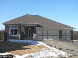 89 Lockwood Ct, Hudson, WI 54016
