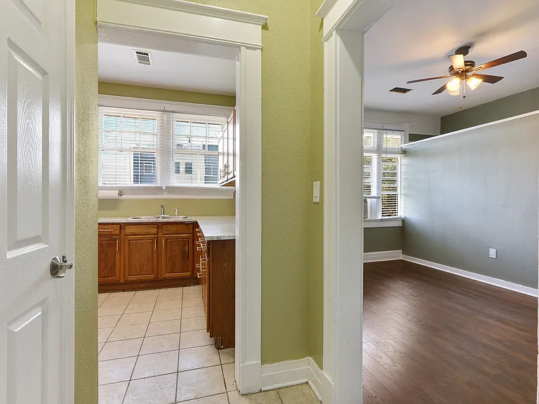 C2-2833 Napoleon Ave #C2 — Photo 3