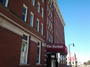 26 Roberts St N, Fargo, ND 58102