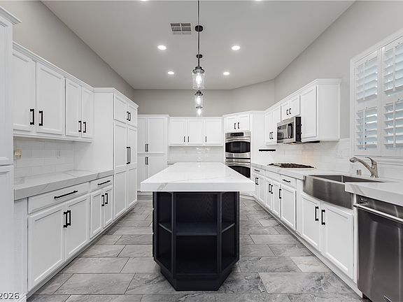 4th image of 6688 Martinsville Pl