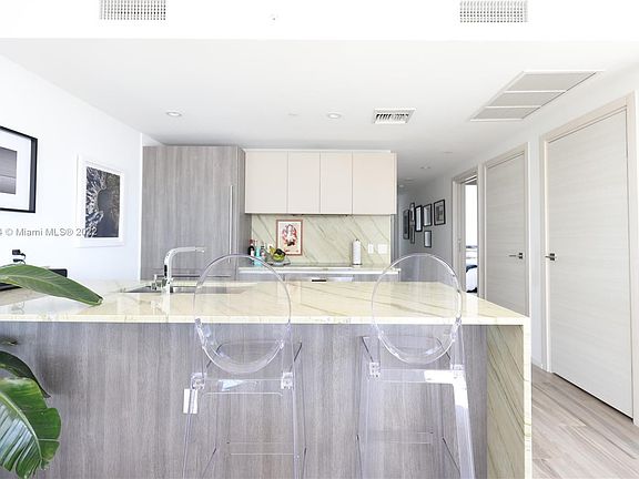 4th image of 801 S Miami Ave Unit 2704