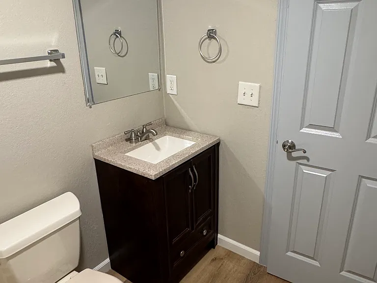 277 Aurora Ave #4 — Photo 14