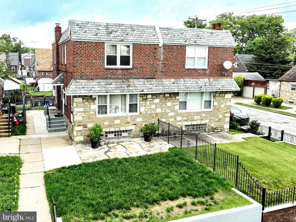 1237 Glenview St, Philadelphia, PA 19111