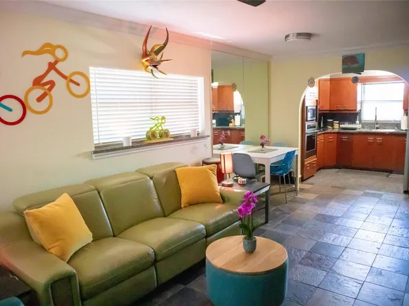 1561 NE 34th Court #208, Oakland Park, FL 33334