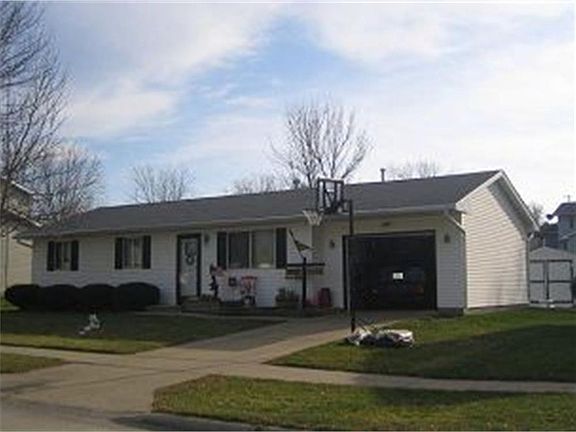 2nd image of 1140 Adler Dr