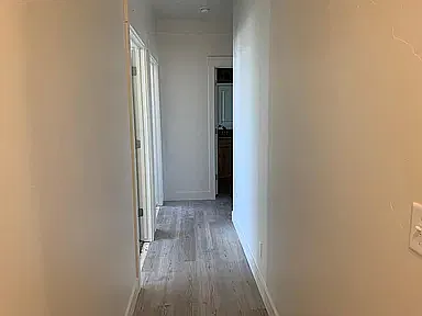 5 bed, 2700 sqft, $2,600 — Photo 3